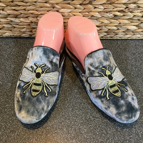 Steve Madden Blue-Gray and Gold Bee Embroidered Loafers - Picture 1 of 15